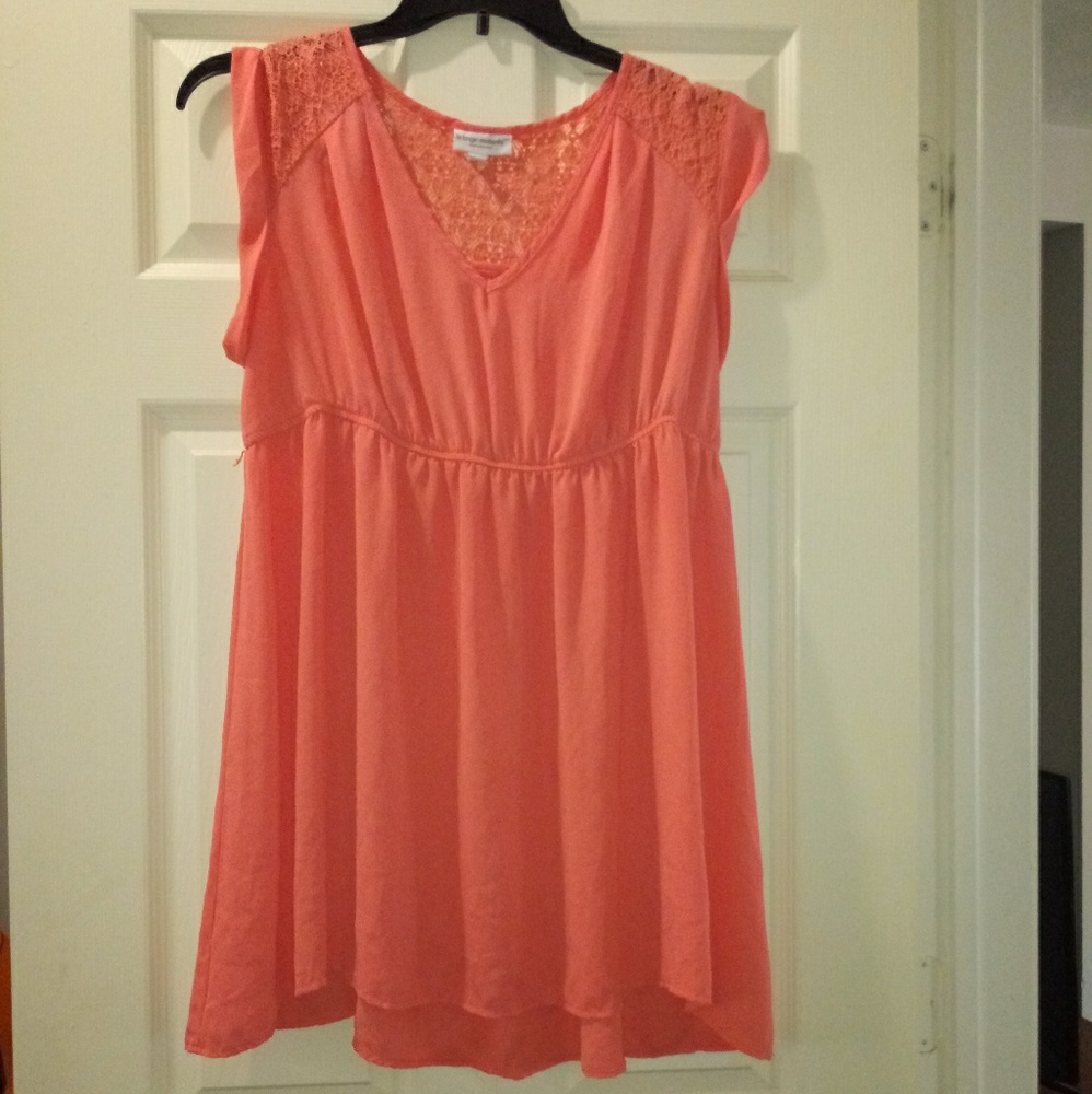 Liz lange maternity shirt